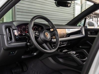 2026 Porsche Cayenne AWD