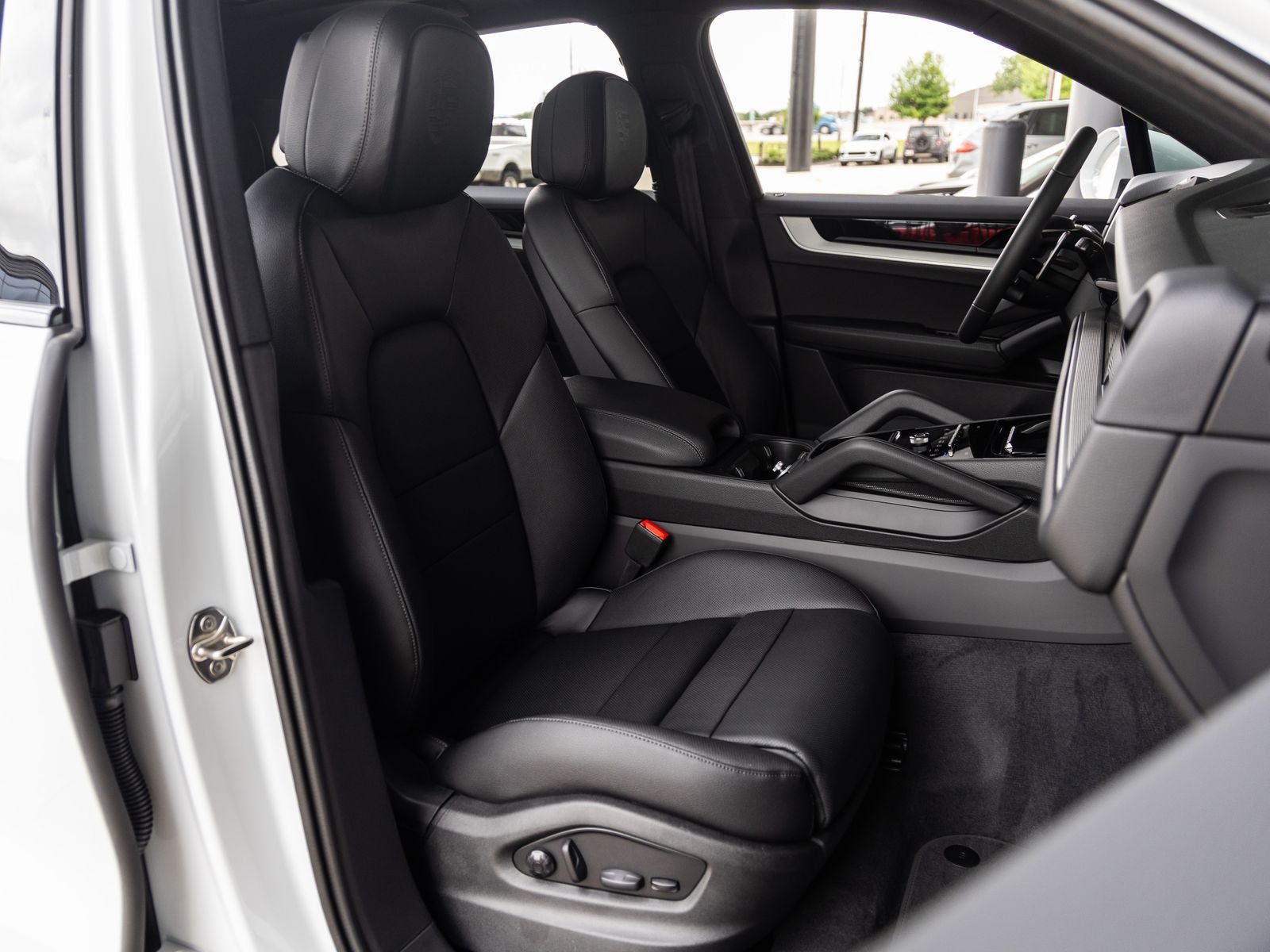 2026 Porsche Cayenne AWD