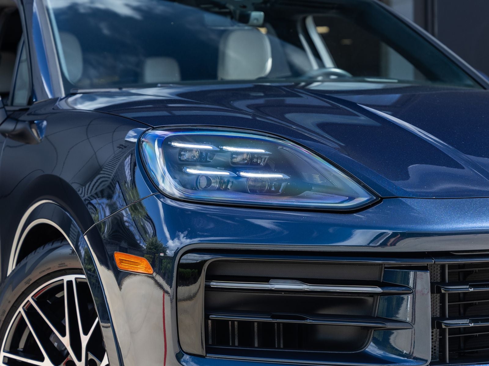 2025 Porsche Cayenne AWD