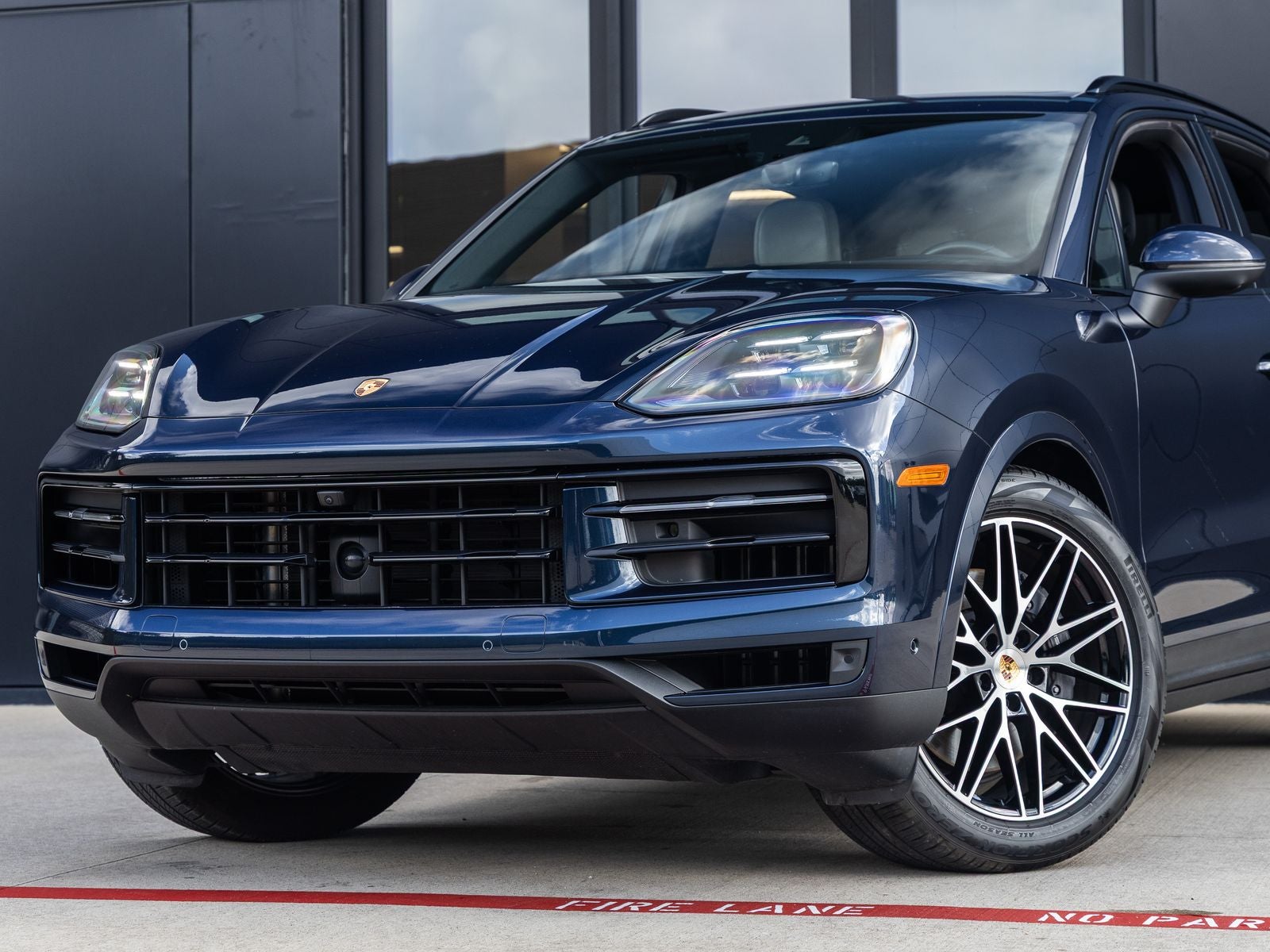2025 Porsche Cayenne AWD