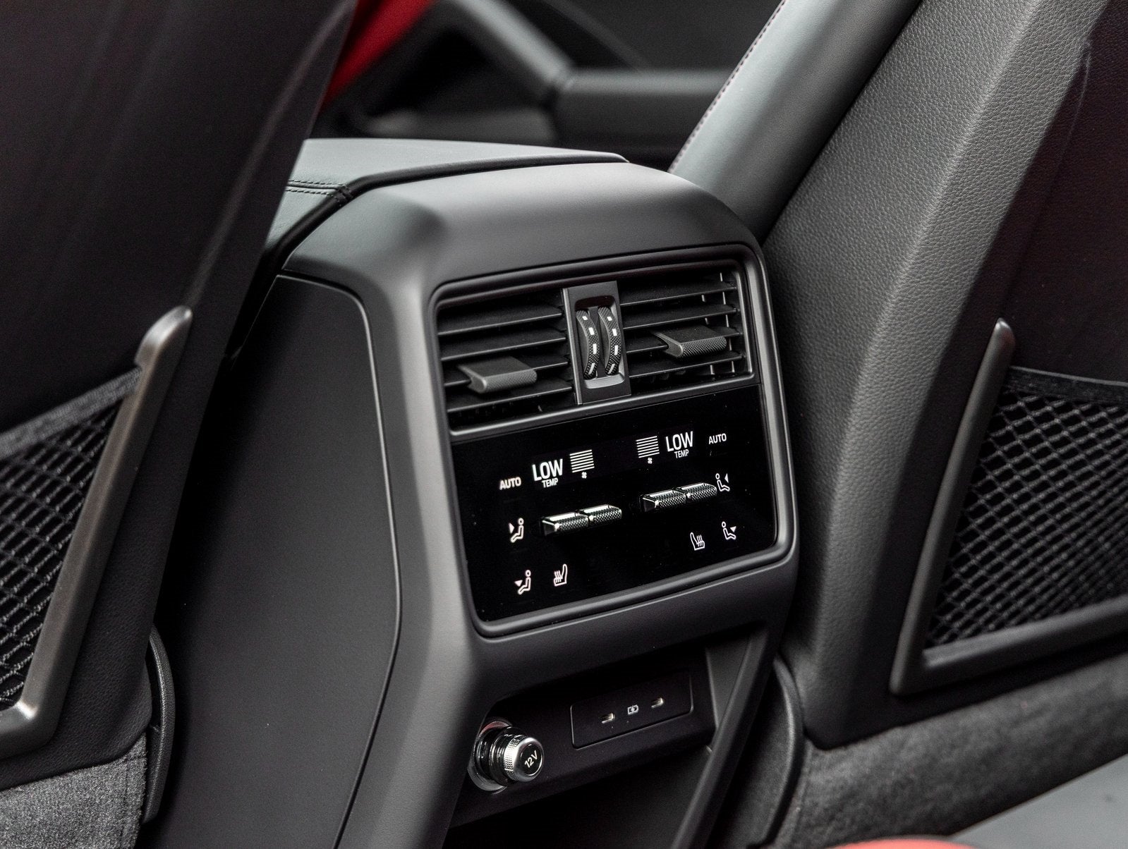 2025 Porsche Cayenne AWD