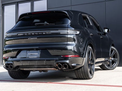 2026 Porsche Cayenne AWD