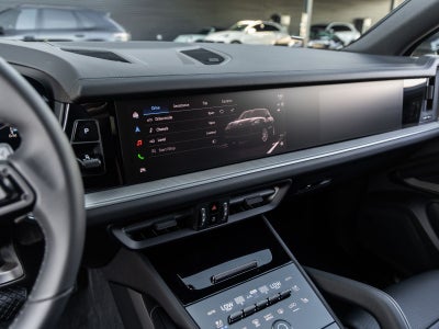 2026 Porsche Cayenne AWD
