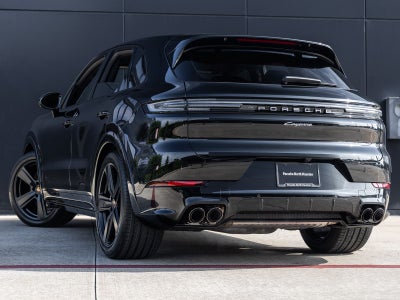 2026 Porsche Cayenne AWD