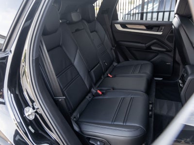 2026 Porsche Cayenne AWD