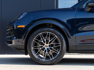 2026 Porsche Cayenne AWD