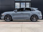2026 Porsche Cayenne AWD
