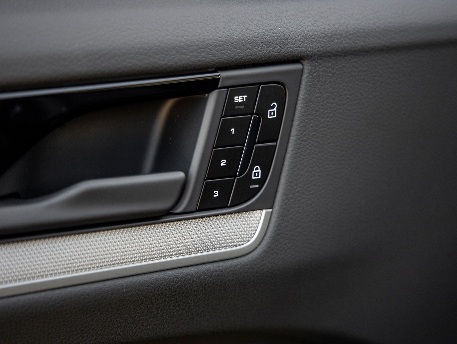 2026 Porsche Cayenne AWD