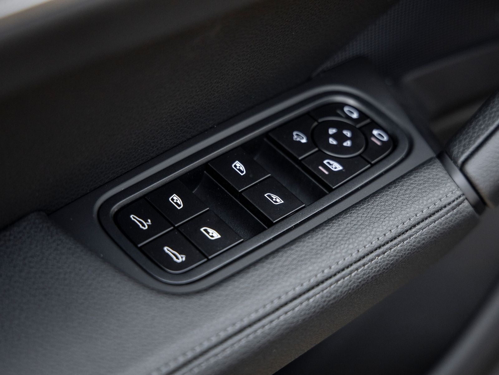 2026 Porsche Cayenne AWD