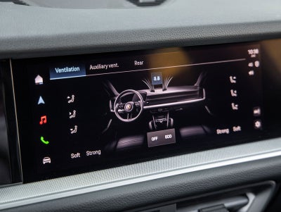 2026 Porsche Cayenne AWD