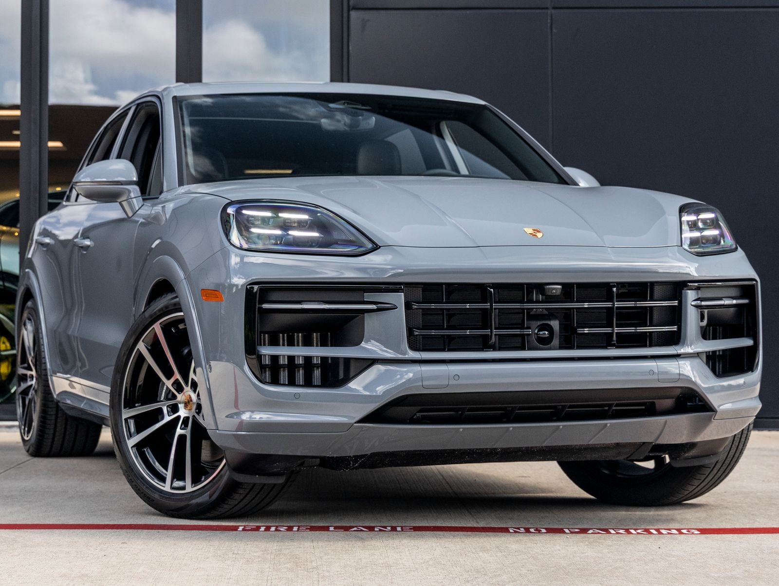 2026 Porsche Cayenne AWD