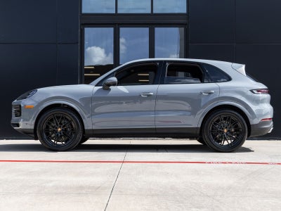 2026 Porsche Cayenne AWD