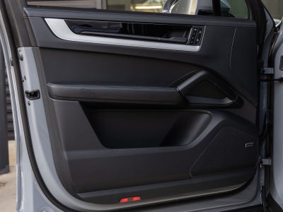 2026 Porsche Cayenne AWD