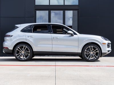 2026 Porsche Cayenne AWD