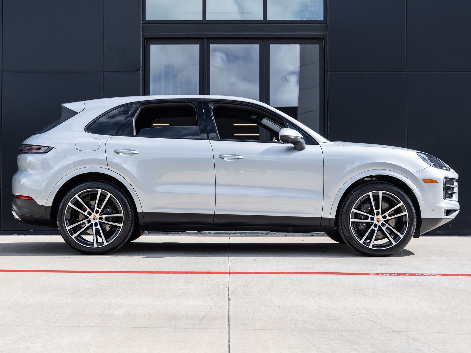 2026 Porsche Cayenne AWD