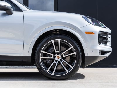 2026 Porsche Cayenne AWD