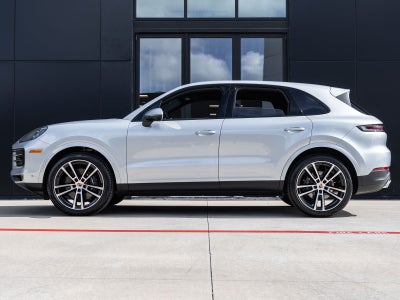 2026 Porsche Cayenne AWD