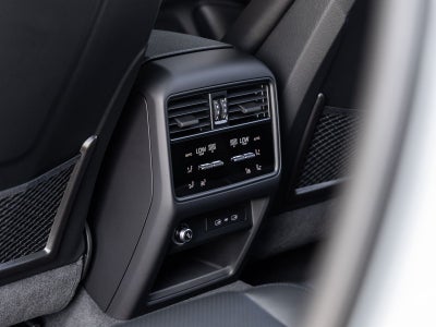 2026 Porsche Cayenne AWD