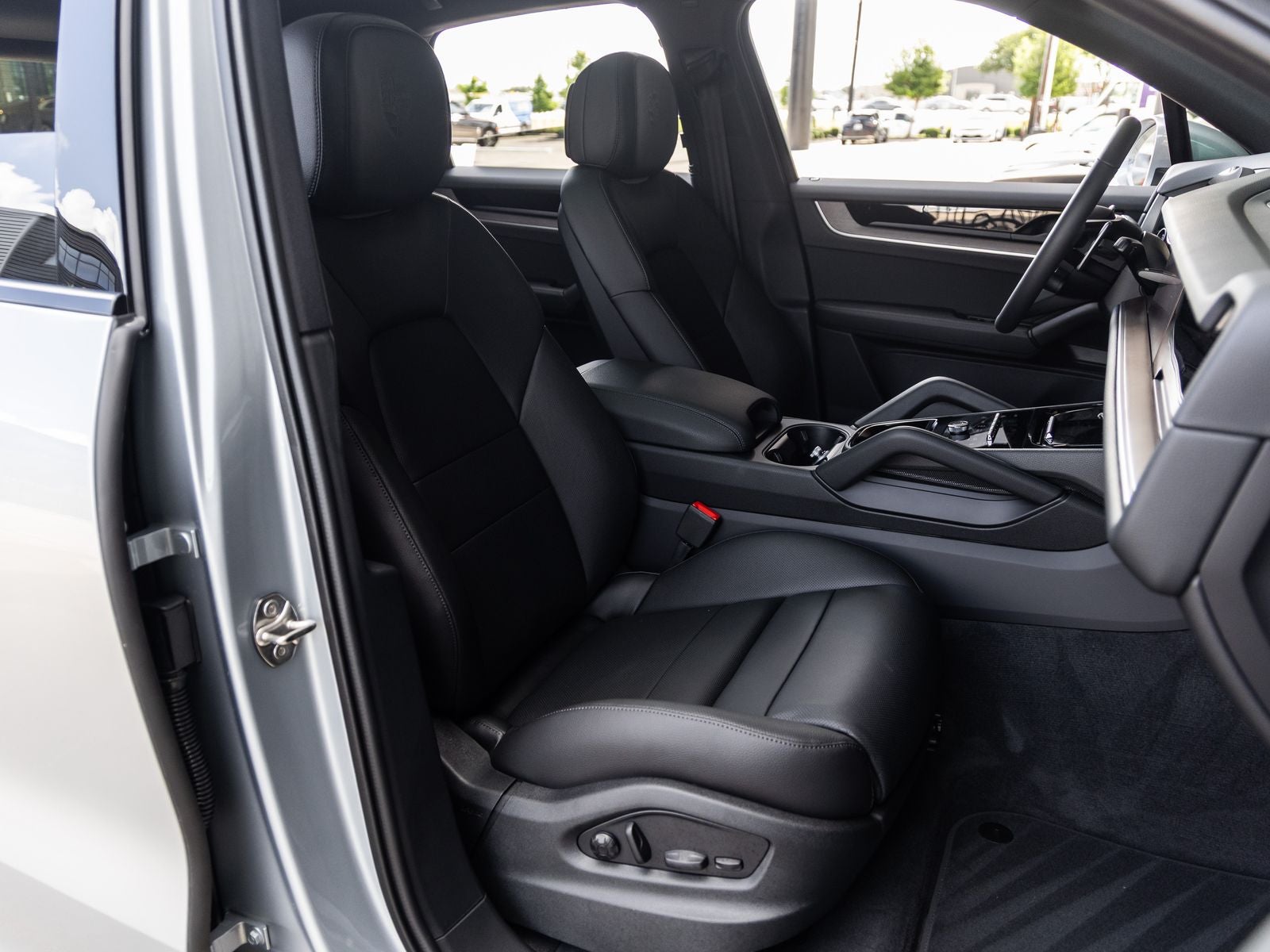 2026 Porsche Cayenne AWD