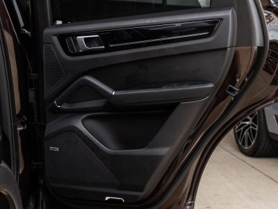 2022 Porsche Cayenne AWD