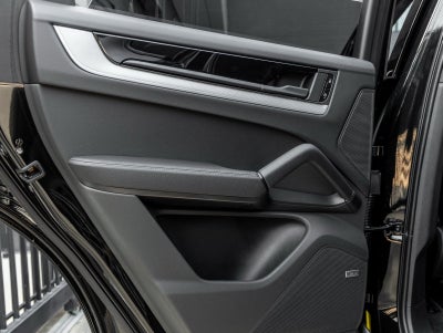 2025 Porsche Cayenne Cayenne