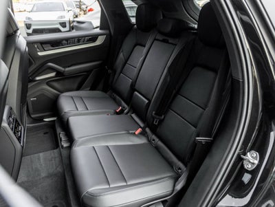 2025 Porsche Cayenne Cayenne