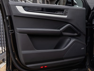 2026 Porsche Cayenne AWD
