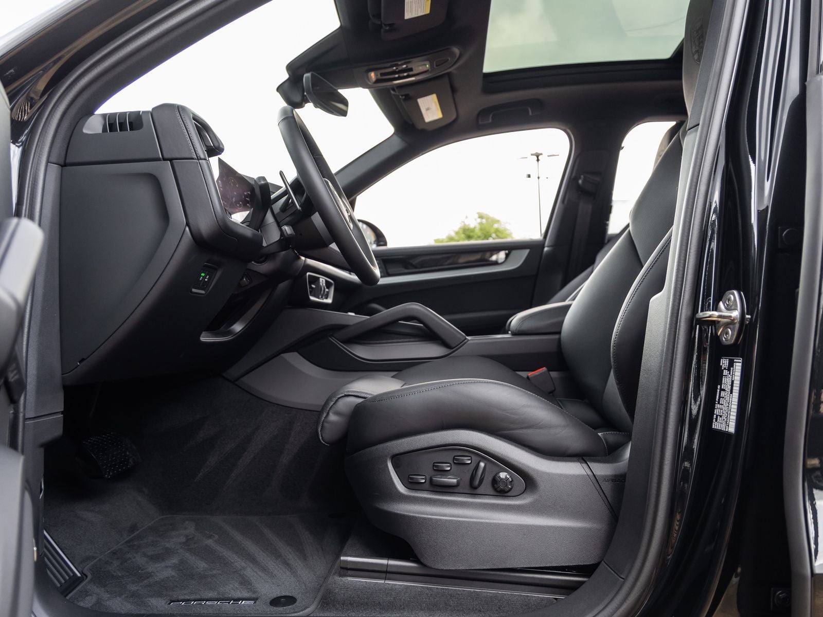 2026 Porsche Cayenne AWD