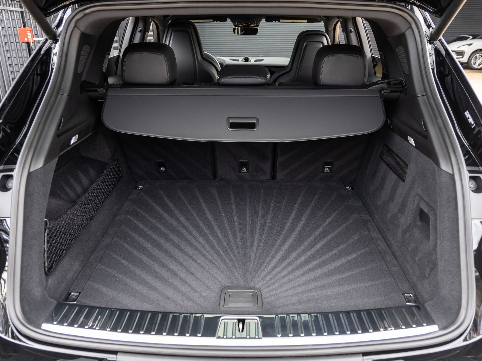 2026 Porsche Cayenne AWD