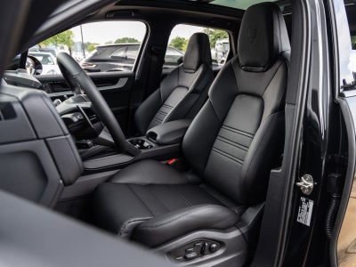 2026 Porsche Cayenne AWD