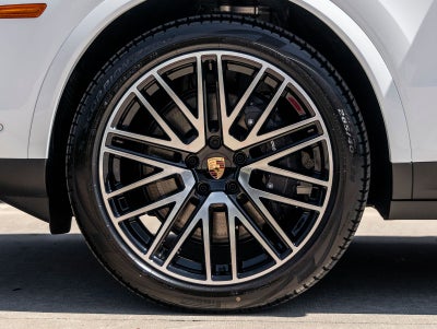 2026 Porsche Cayenne AWD