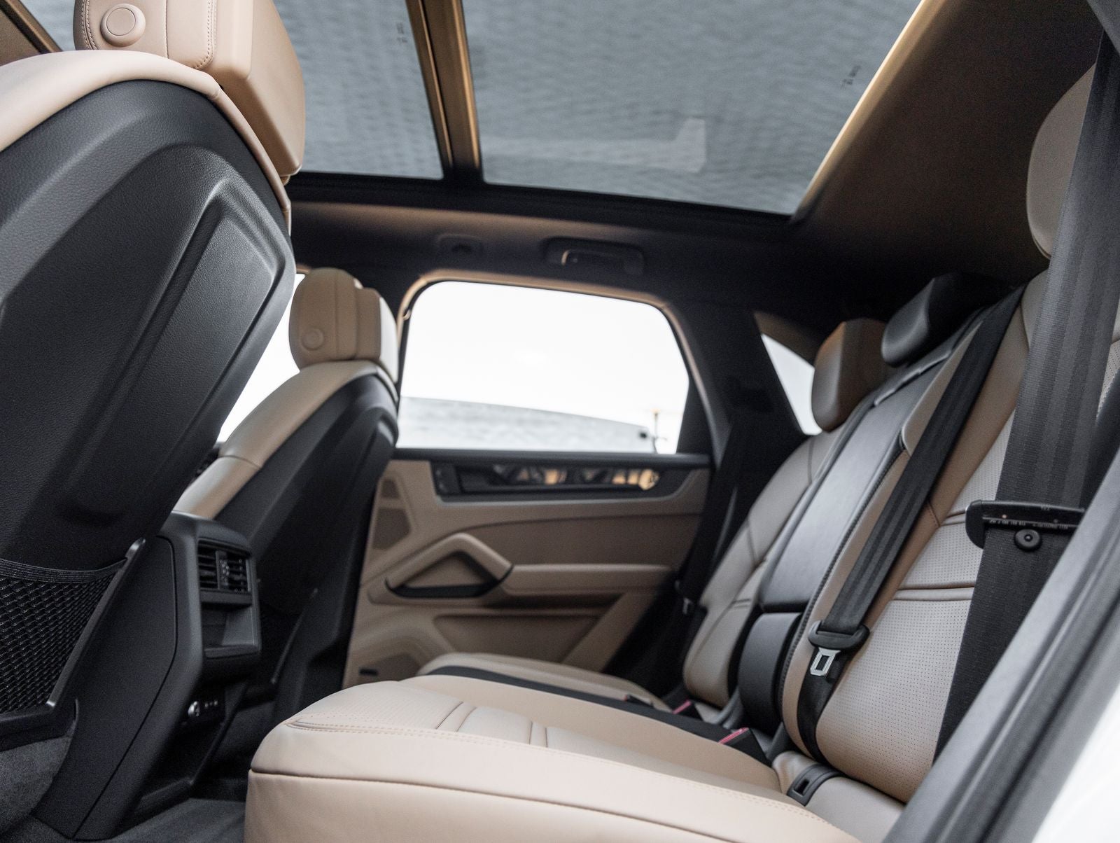2026 Porsche Cayenne AWD