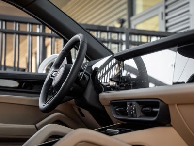 2026 Porsche Cayenne AWD