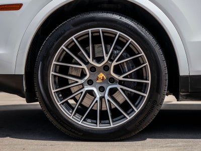 2023 Porsche Cayenne Cayenne