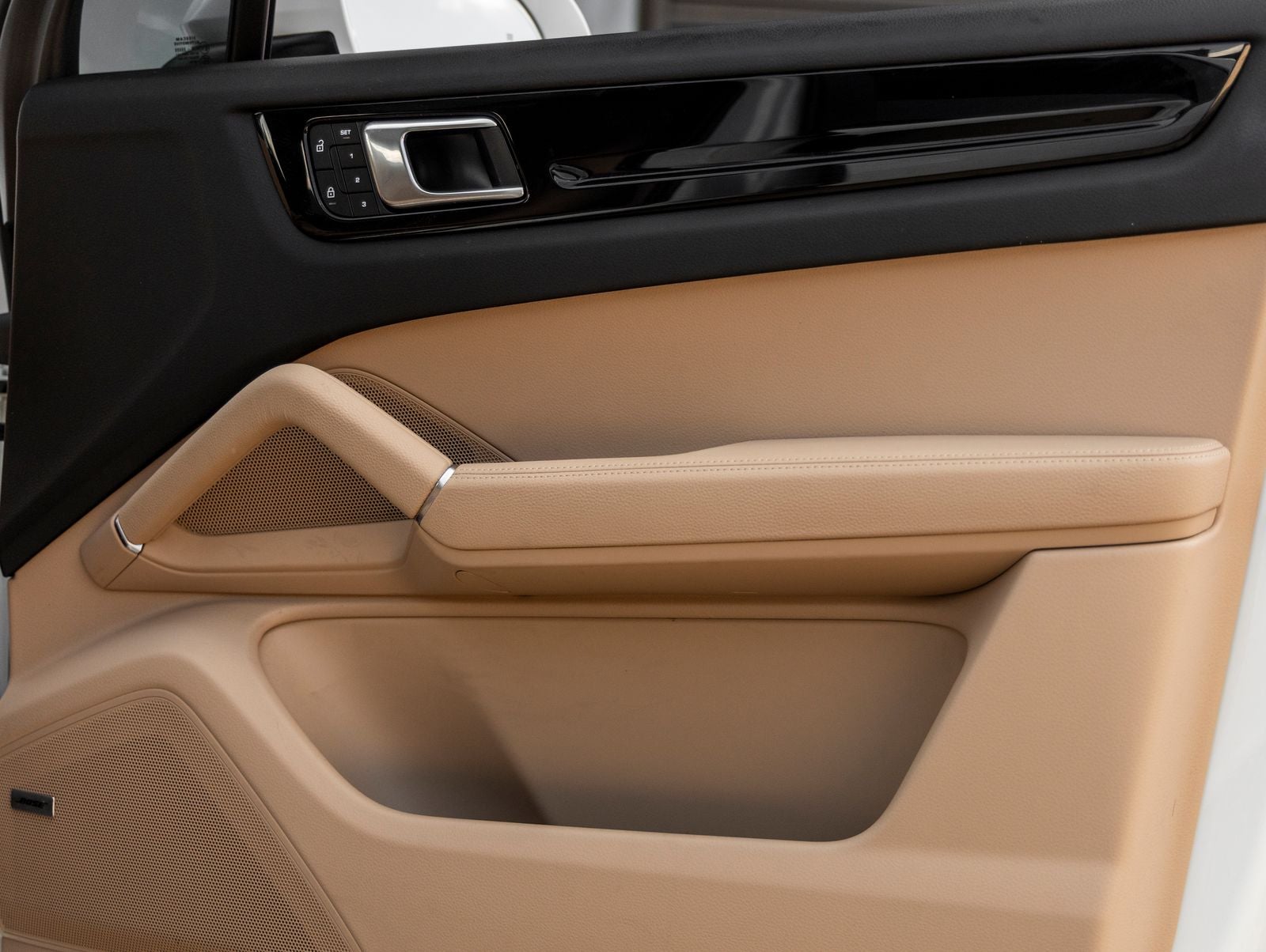 2023 Porsche Cayenne Cayenne