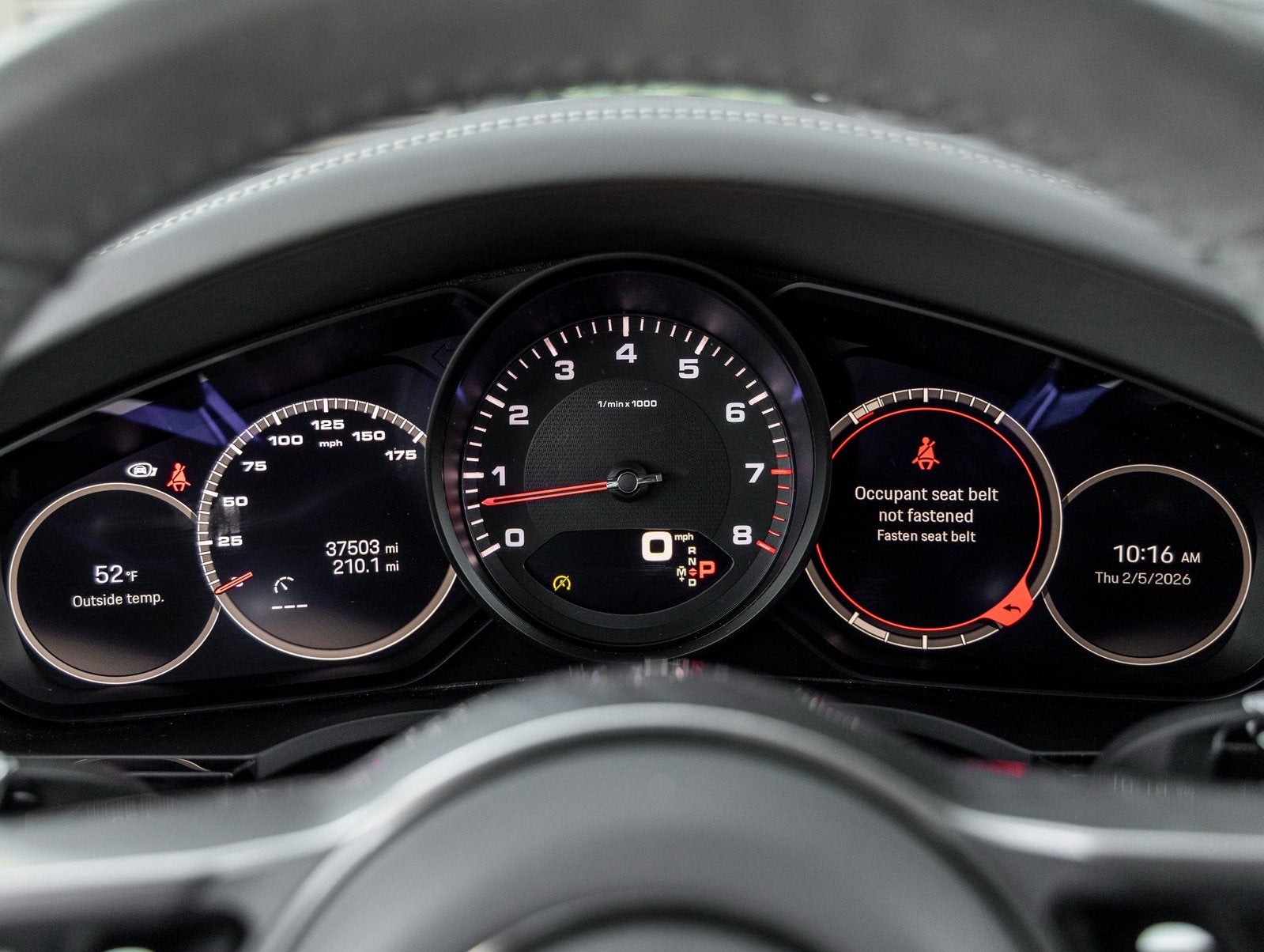 2023 Porsche Cayenne Cayenne Platinum Edition (MY23)