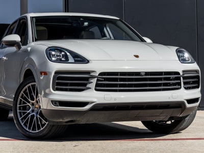 2023 Porsche Cayenne Cayenne Platinum Edition (MY23)