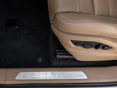 2023 Porsche Cayenne Platinum Edition