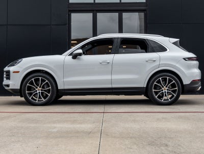 2025 Porsche Cayenne AWD