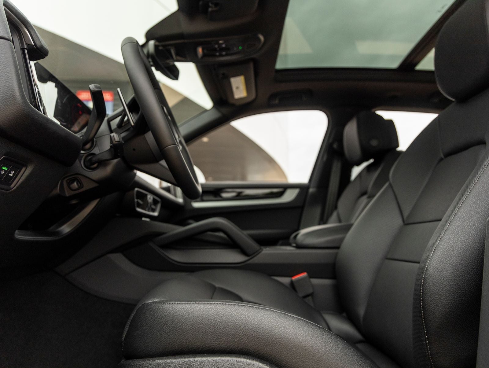 2025 Porsche Cayenne AWD
