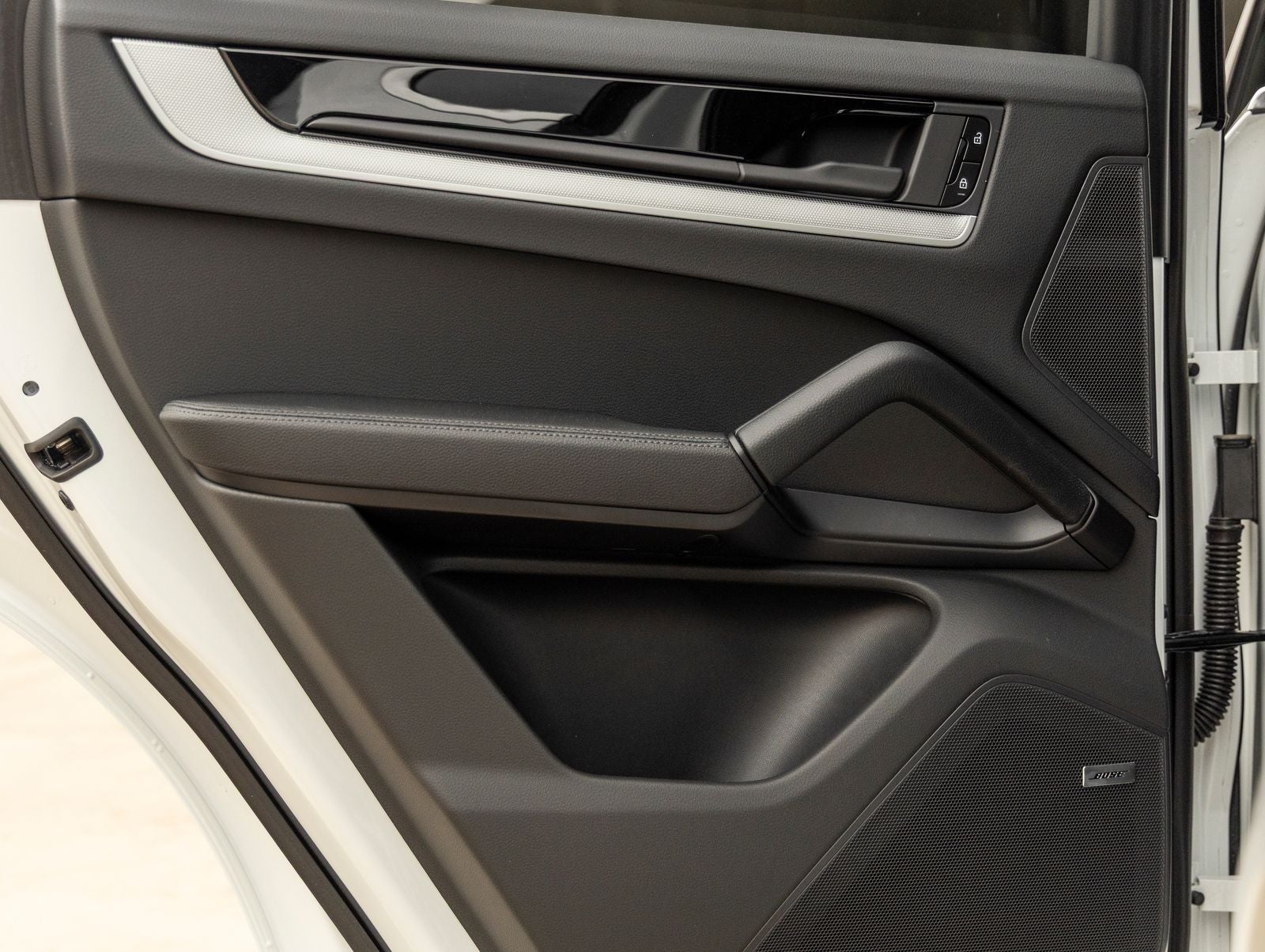 2025 Porsche Cayenne AWD
