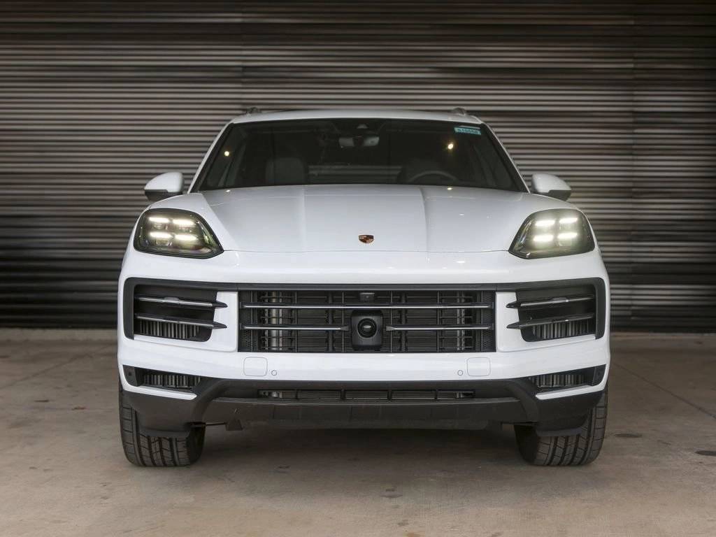2025 Porsche Cayenne AWD