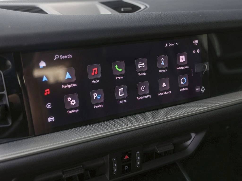 2025 Porsche Cayenne AWD