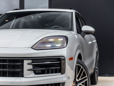 2026 Porsche Cayenne Base