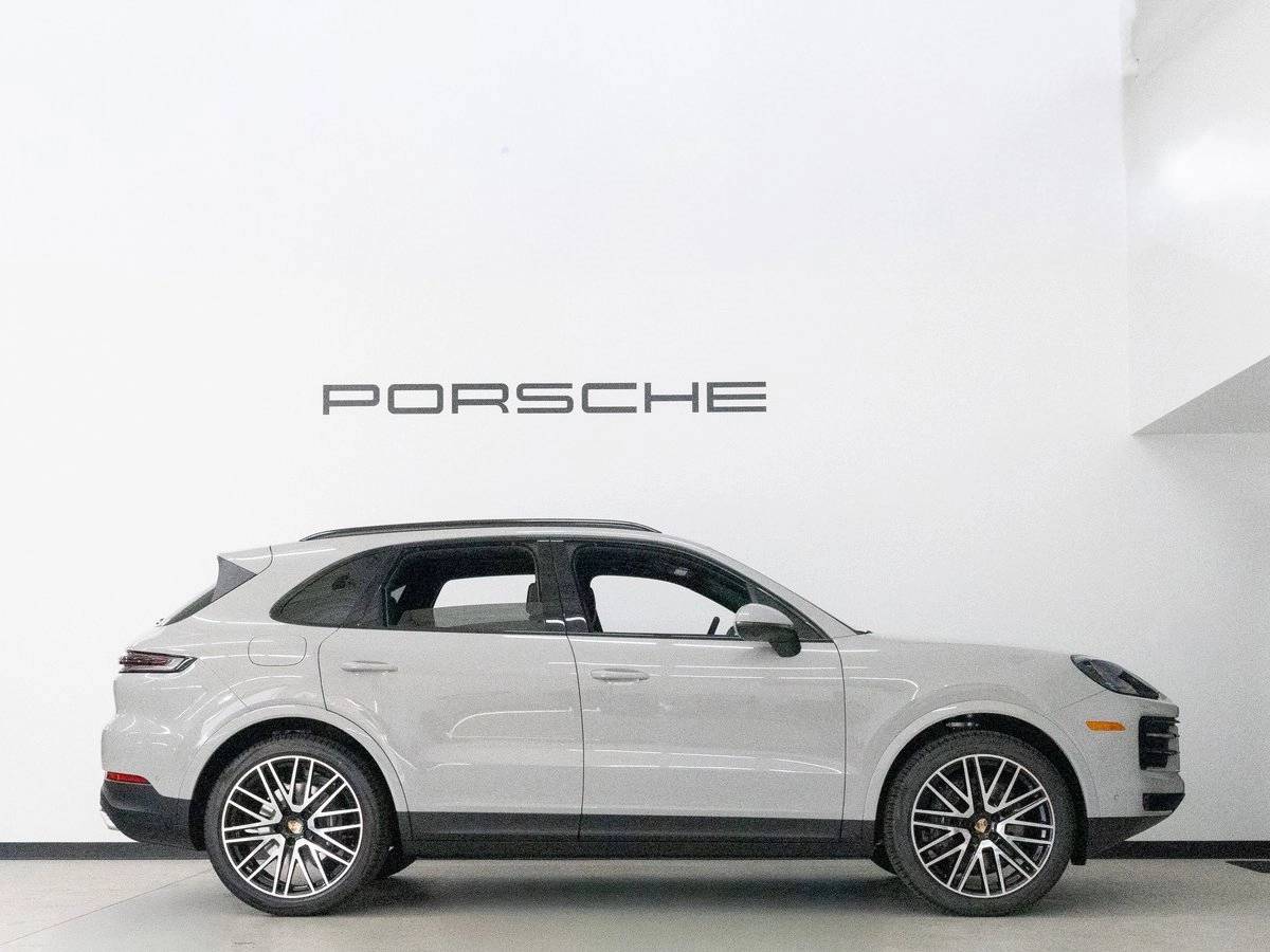 2026 Porsche Cayenne AWD