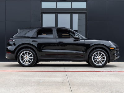 2026 Porsche Cayenne AWD