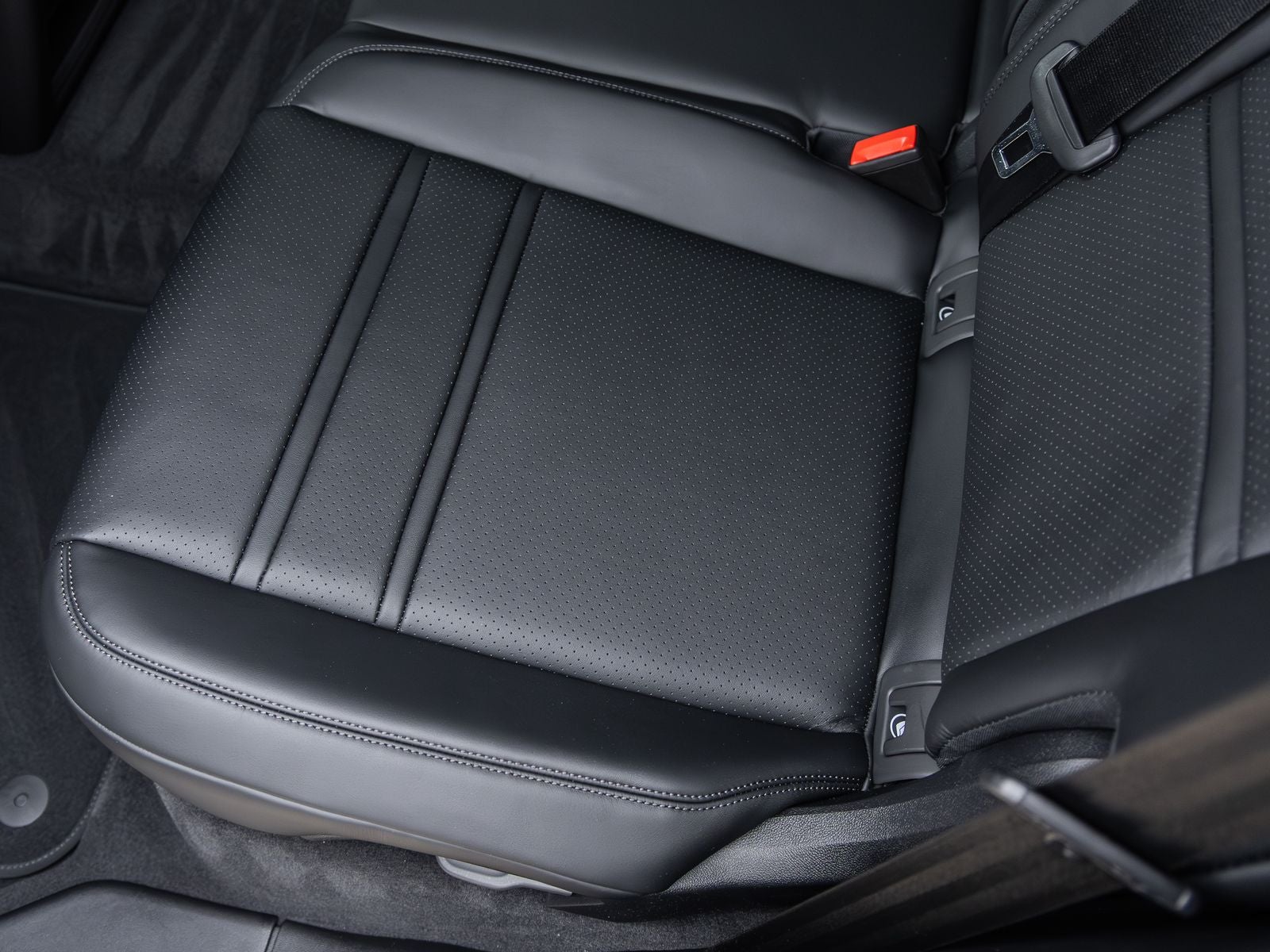 2026 Porsche Cayenne AWD