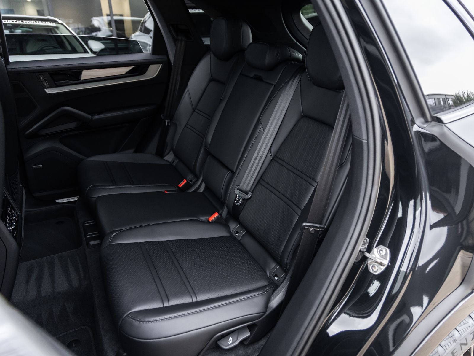 2026 Porsche Cayenne AWD