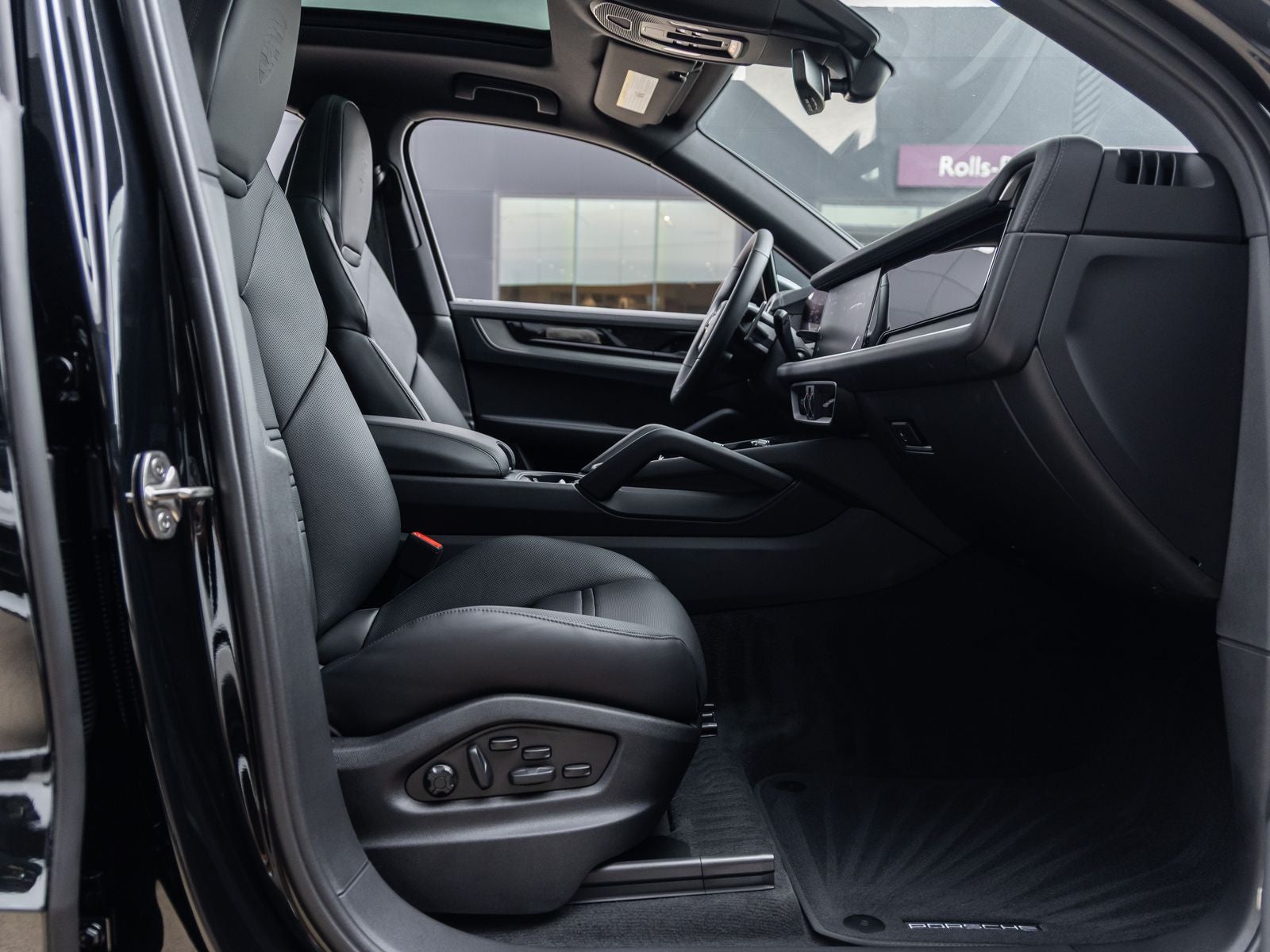 2026 Porsche Cayenne AWD