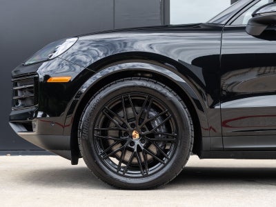 2026 Porsche Cayenne AWD
